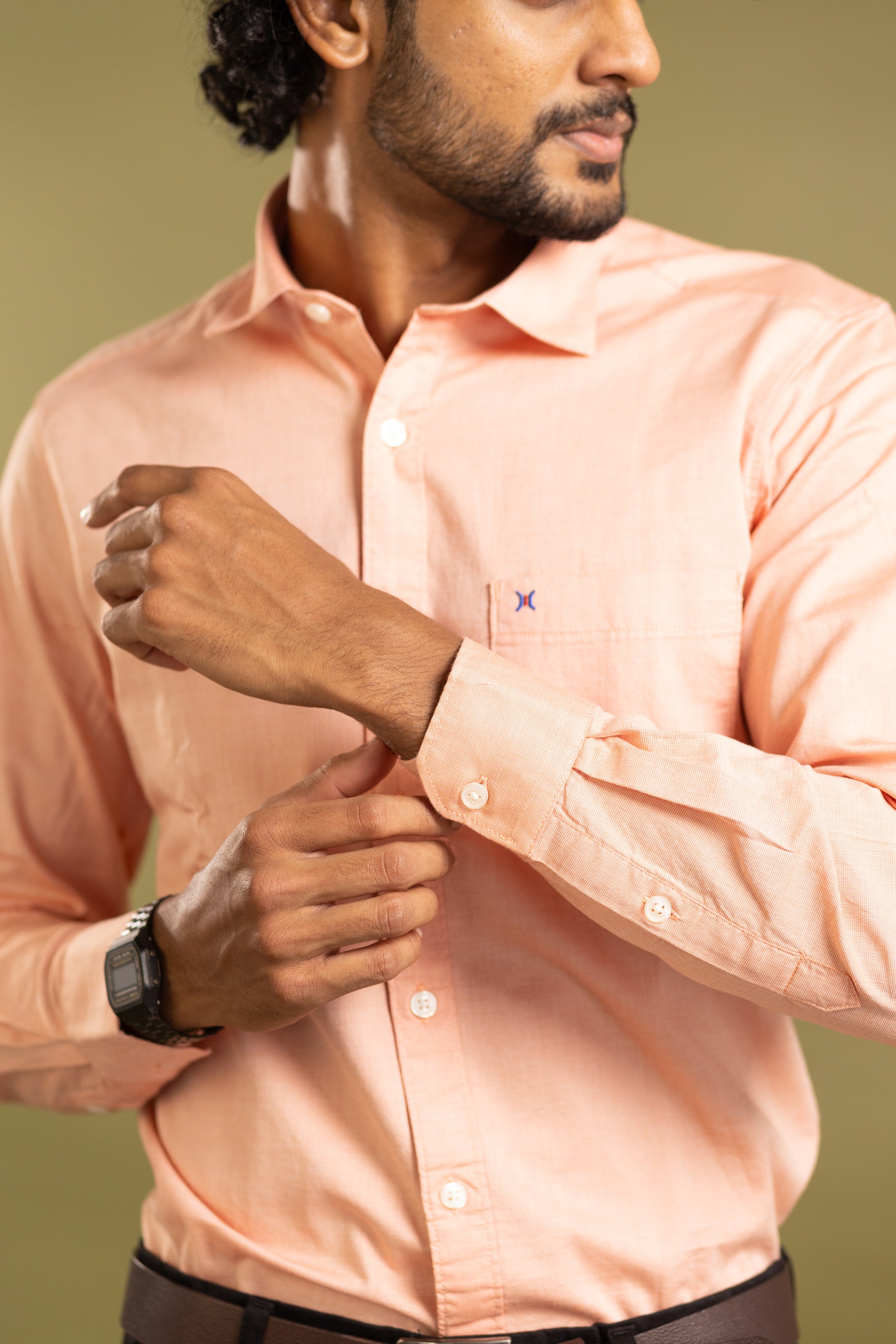 Men's full sleeve solid shirt in light peach