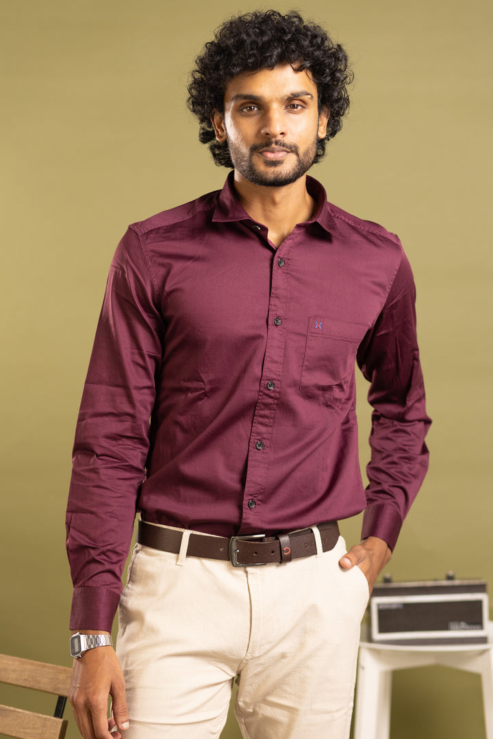 Men's full sleeve solid shirt in dark wine