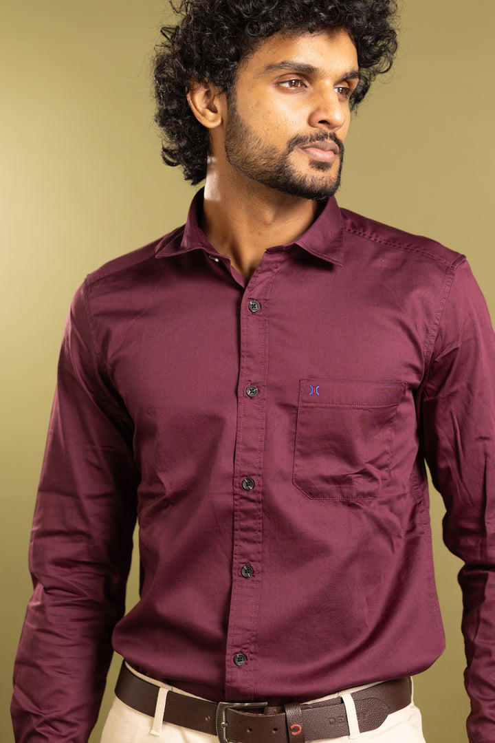 Men's full sleeve solid shirt in dark wine