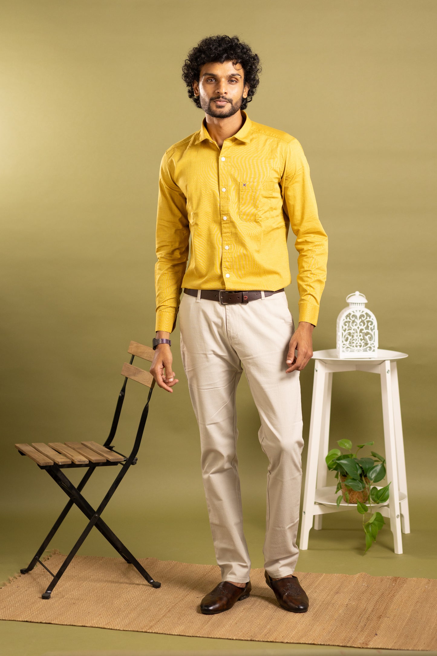 Men's full sleeve solid shirt in mustard yellow