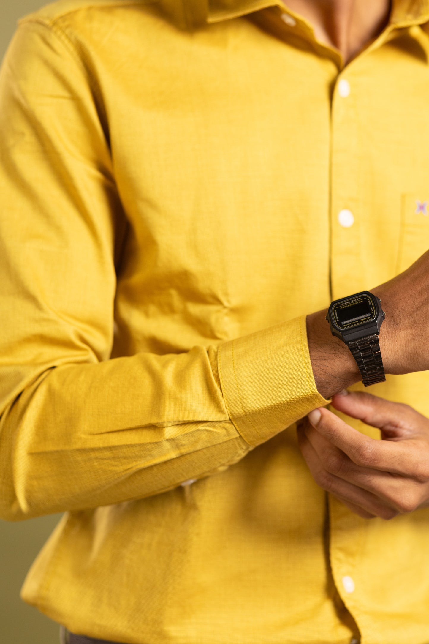 Men's full sleeve solid shirt in mustard yellow