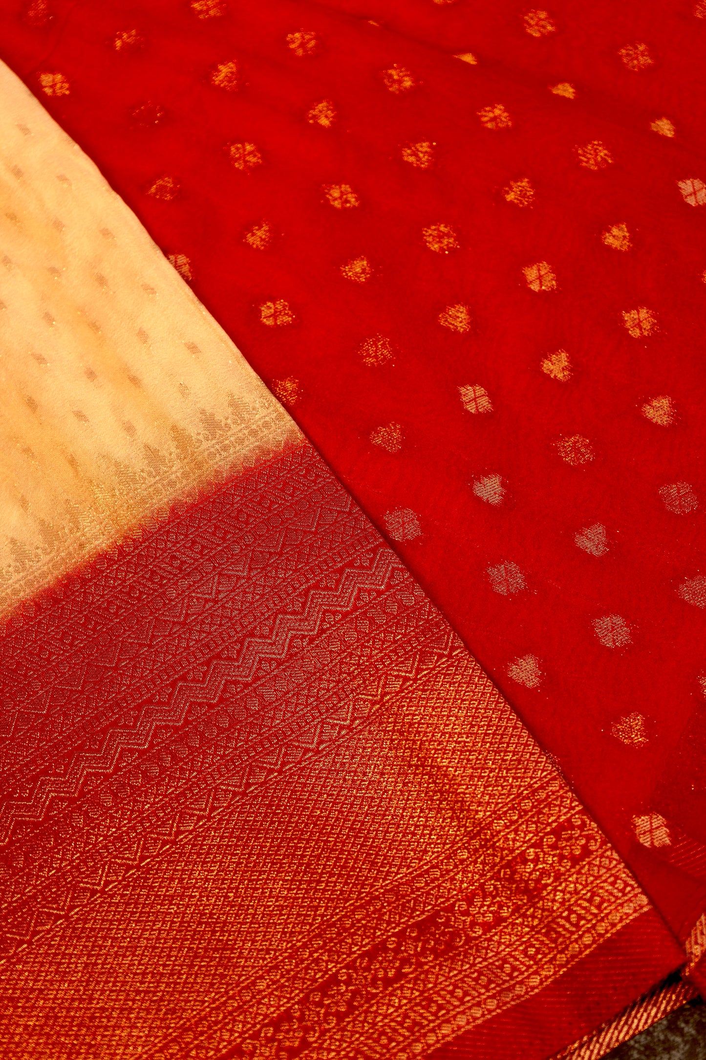 Tissue georgette saree in off white and red with silver zari