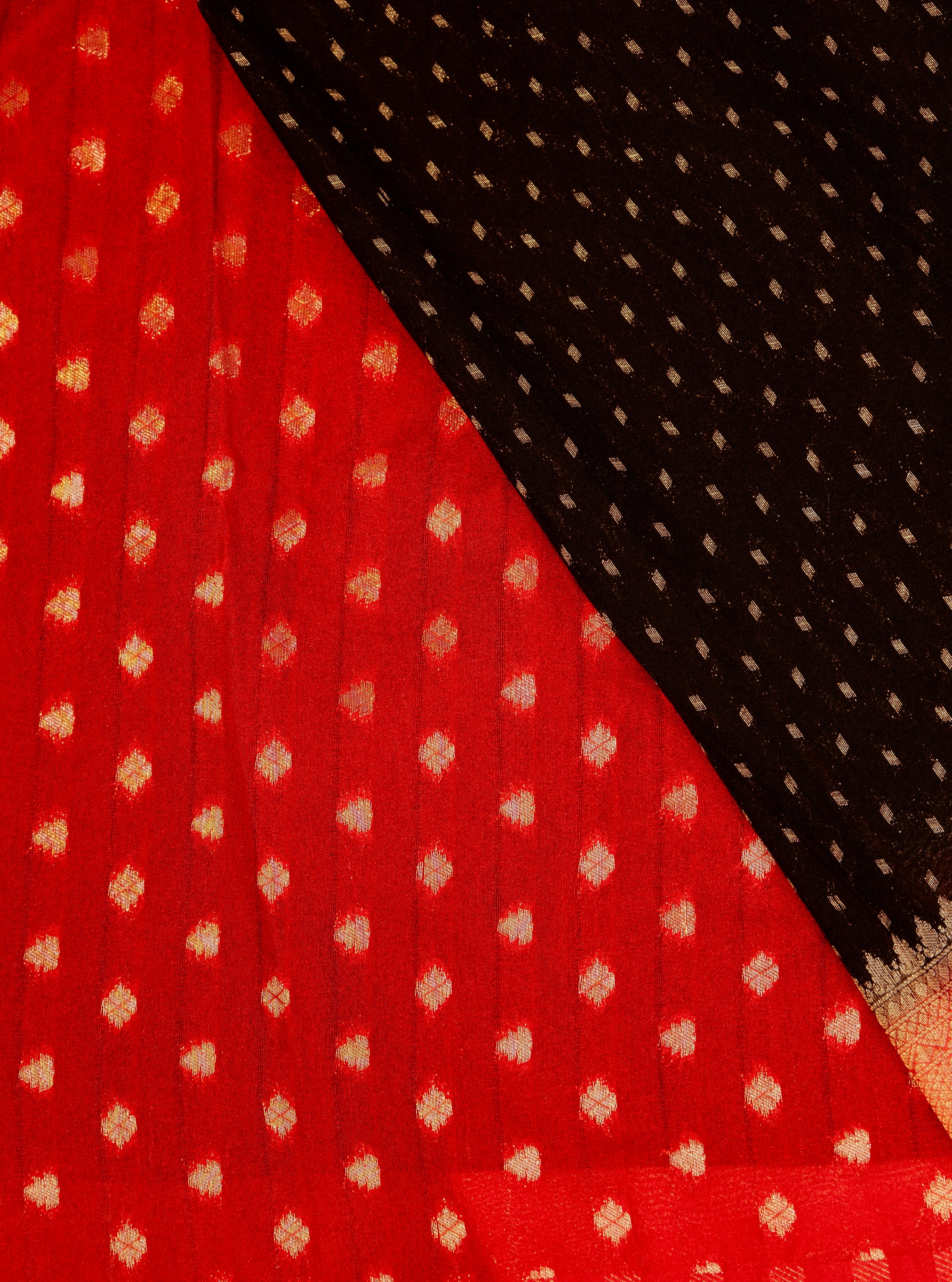 Tissue georgette saree in black and red with silver zari