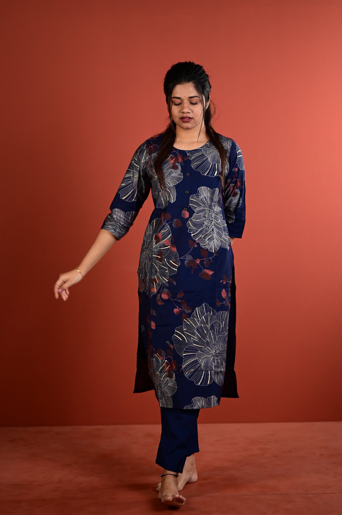 Shradha kurti set in navy blue in vertican fabric