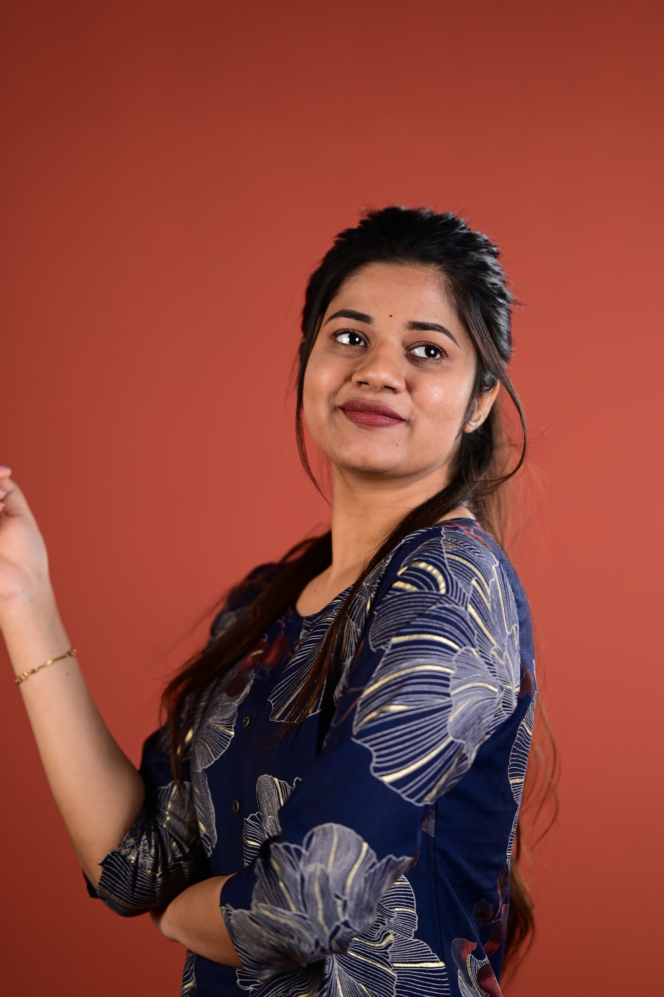 Shradha kurti set in navy blue in vertican fabric