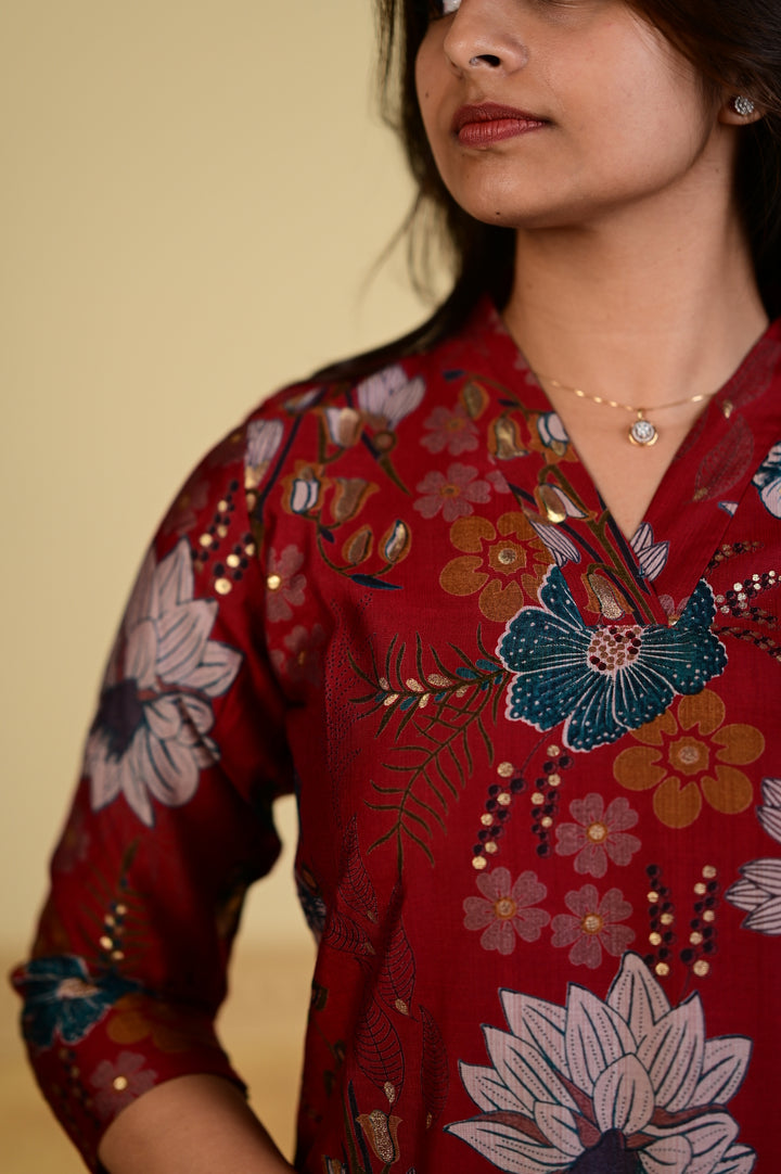 Navya floral printed kurti in red