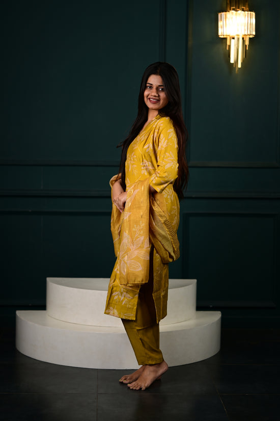 Hasini salwar set in yellow