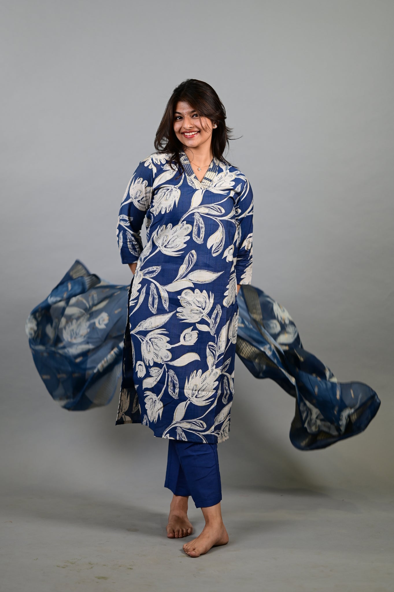 Sahithya salwar set in navy blue with flower design in vertican fabric