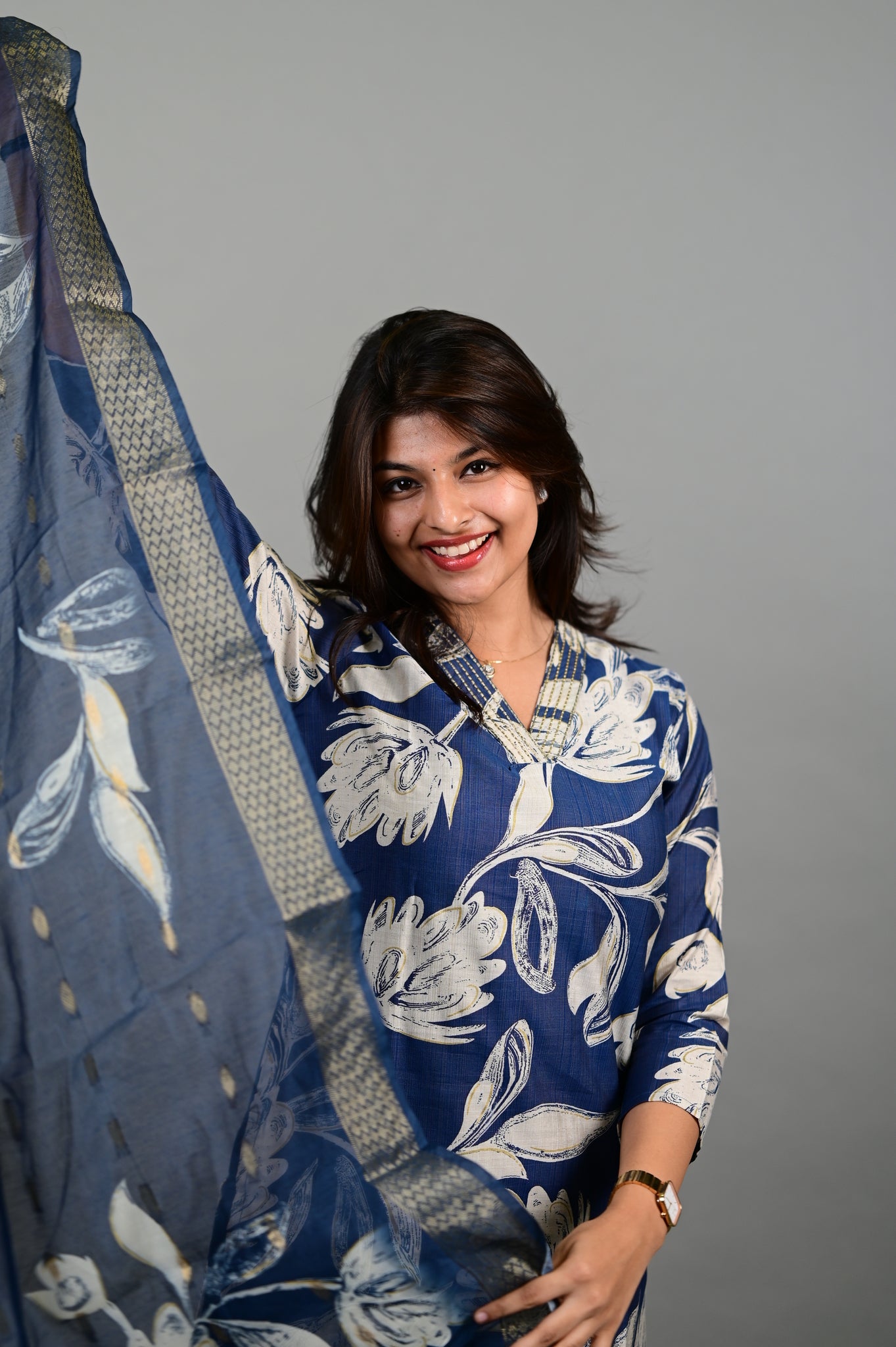 Sahithya salwar set in navy blue with flower design in vertican fabric