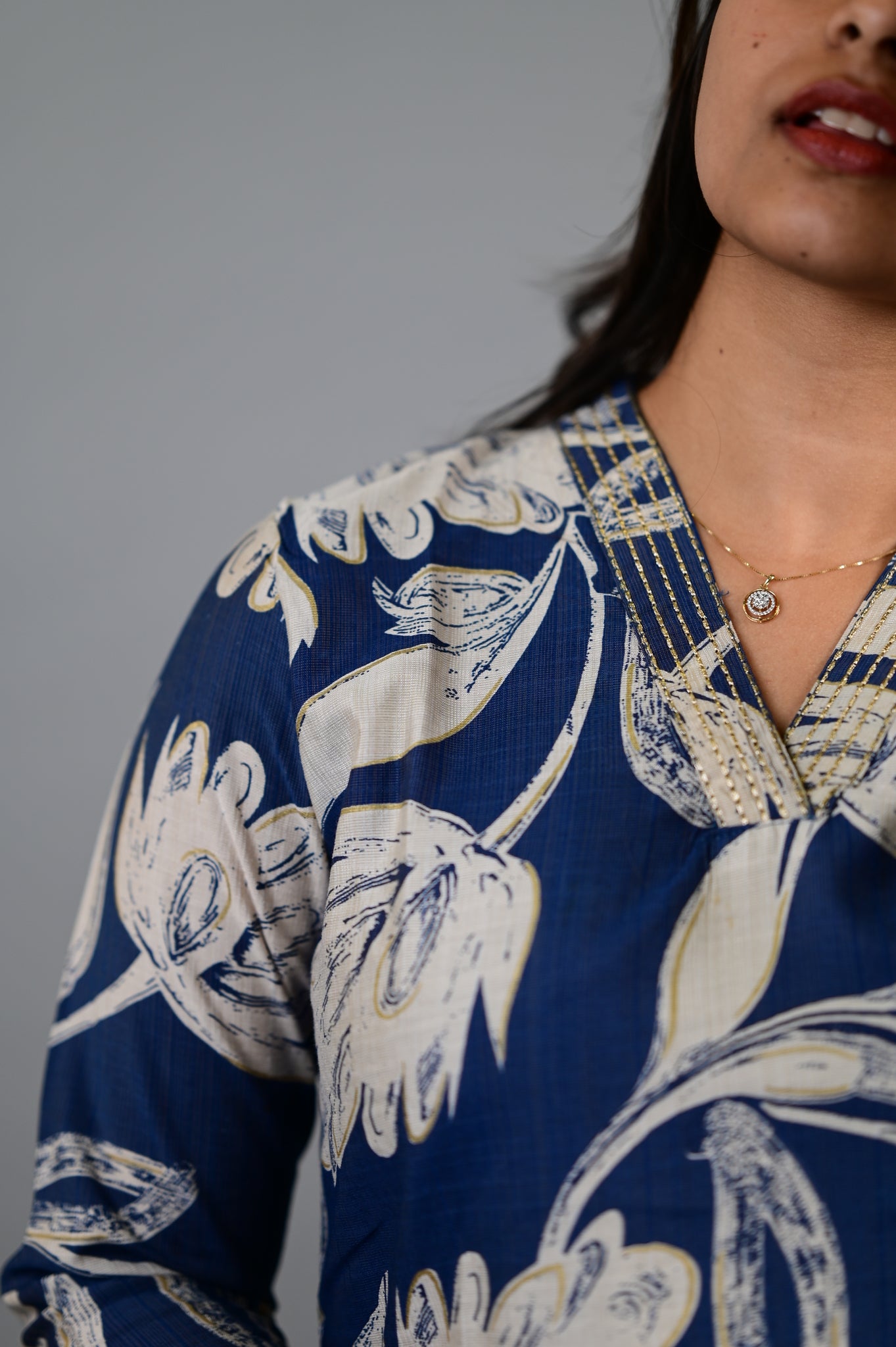 Sahithya salwar set in navy blue with flower design in vertican fabric