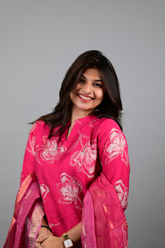 Samyuktha printed salwar in pink