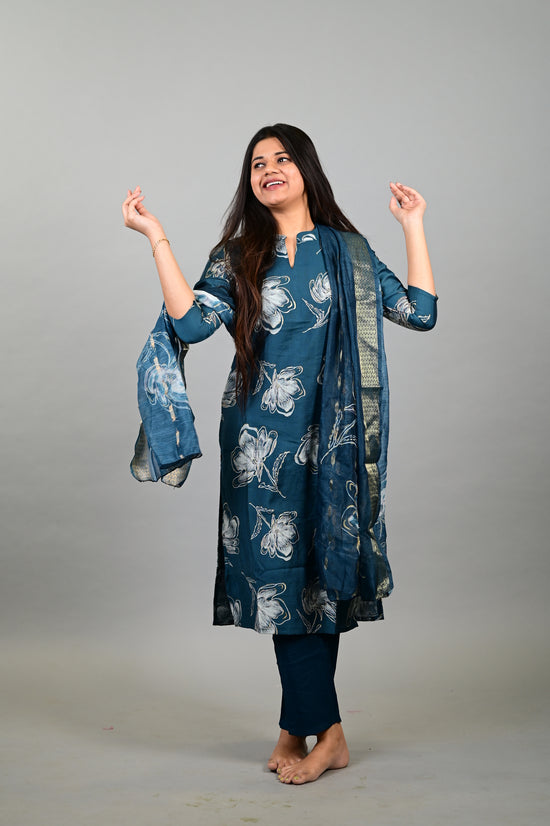 Samyuktha printed salwar set in blue