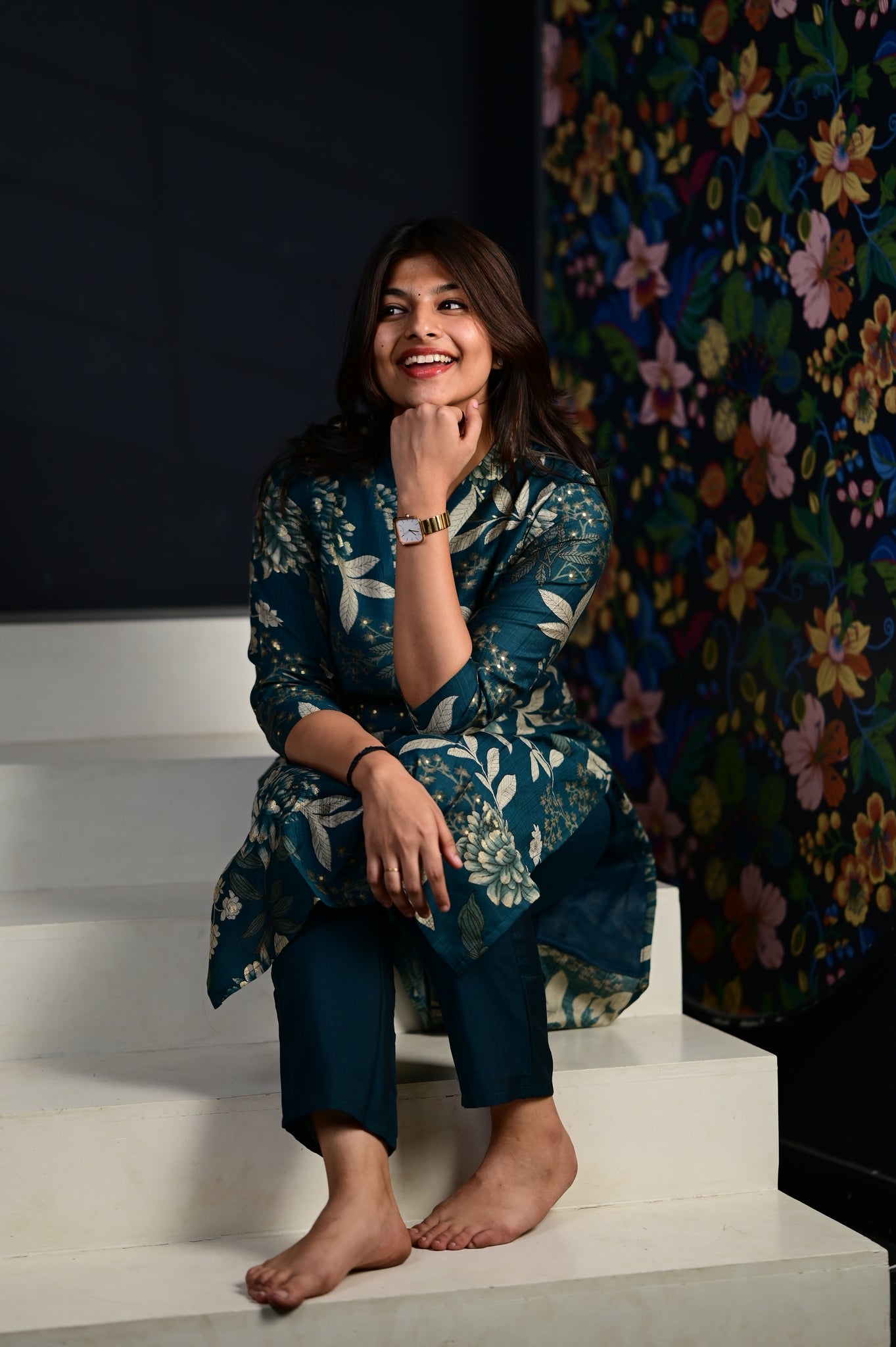 Vandhana flower kurti set in dark green