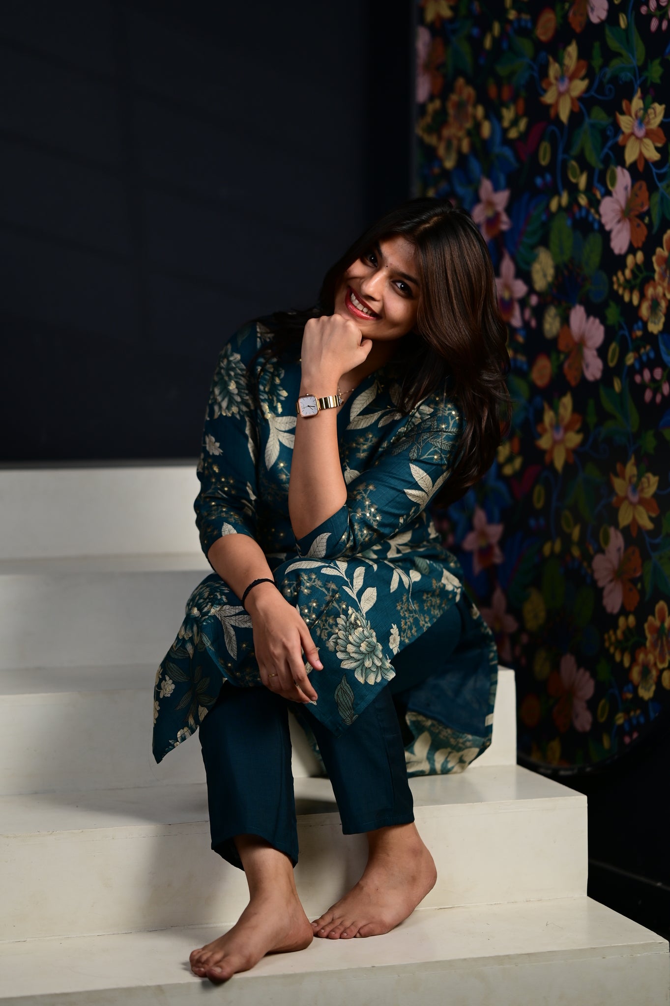 Vandhana flower kurti set in dark green