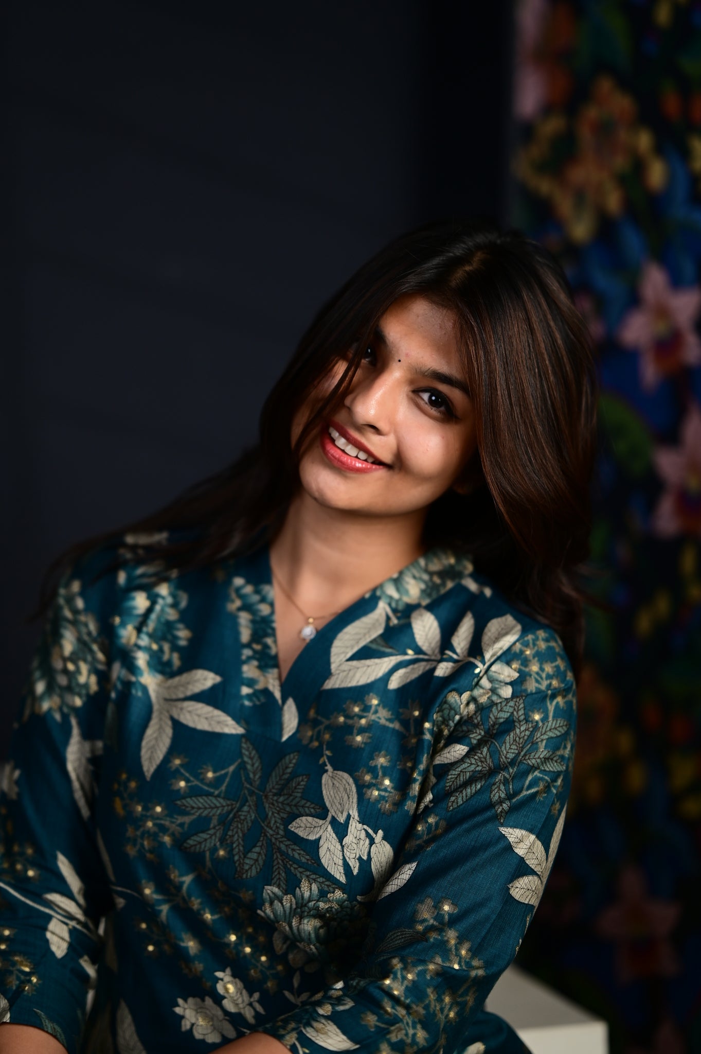 Vandhana flower kurti set in dark green