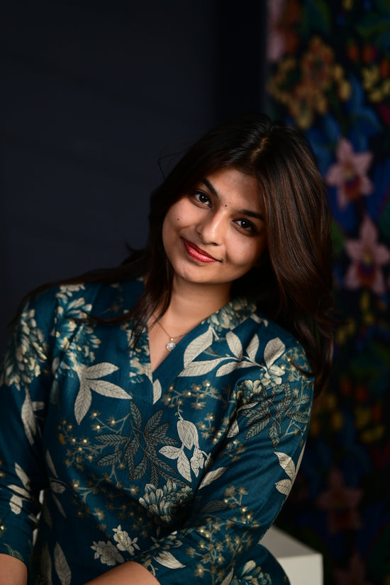 Vandhana flower kurti set in dark green