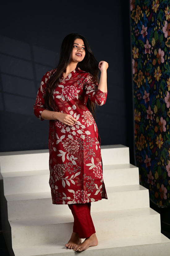Vandhana floral kurti set in red