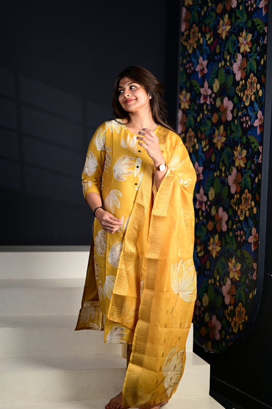 Akshara salwar set in yellow