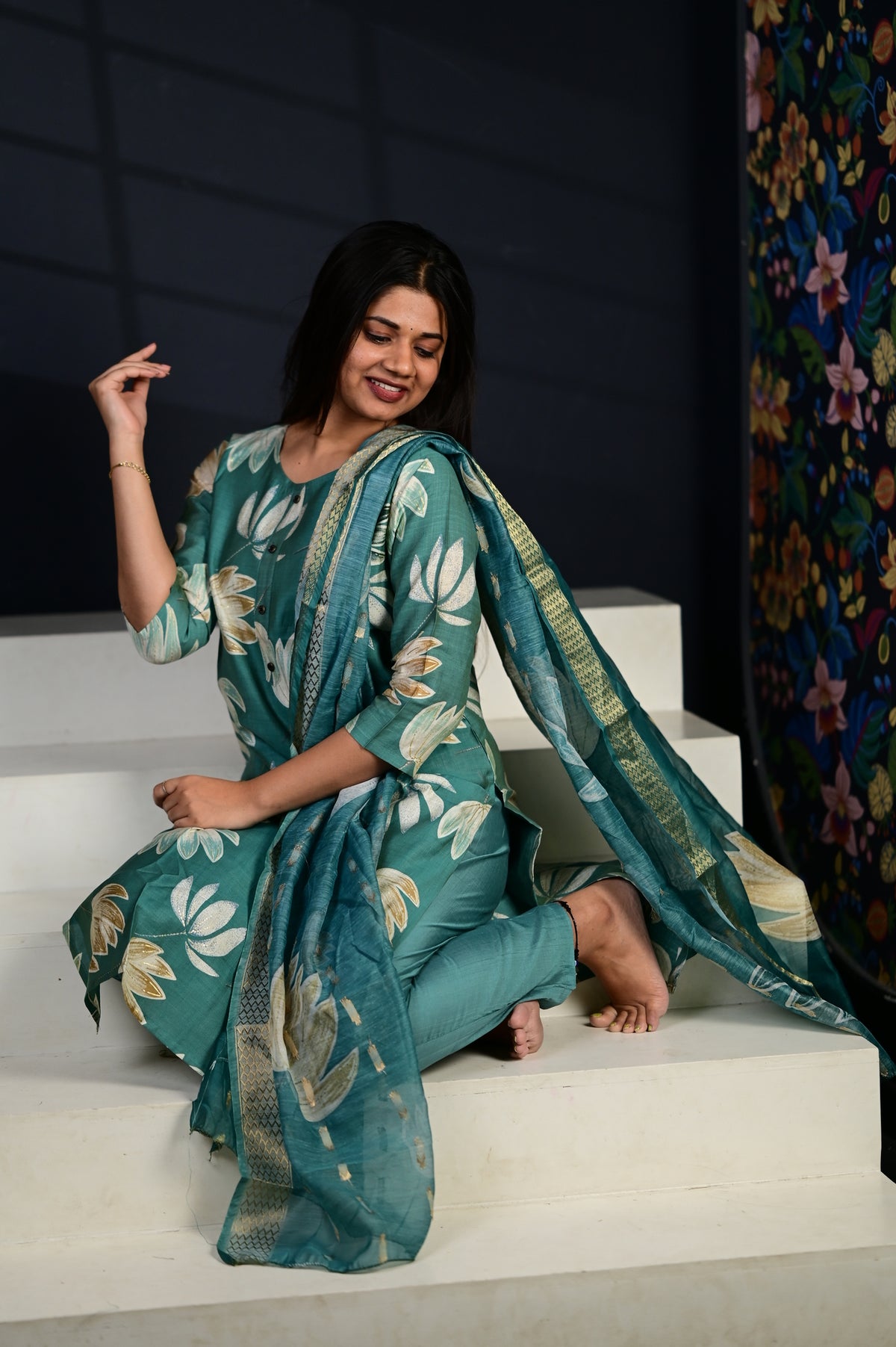 Akshara salwar set in green