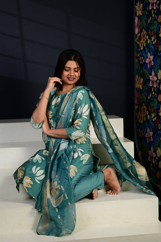 Akshara salwar set in green