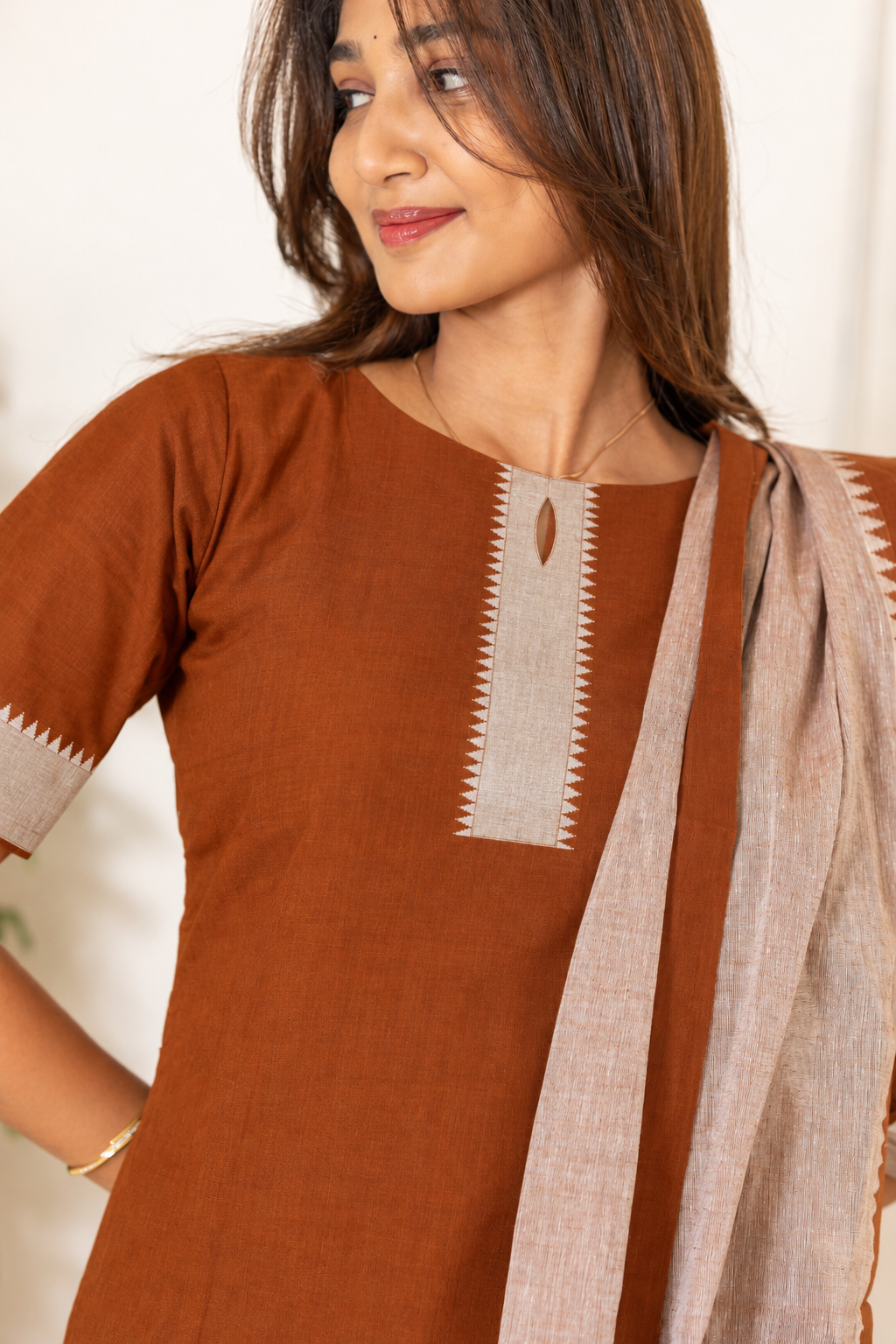 Sahithi handloom salwar set in brown
