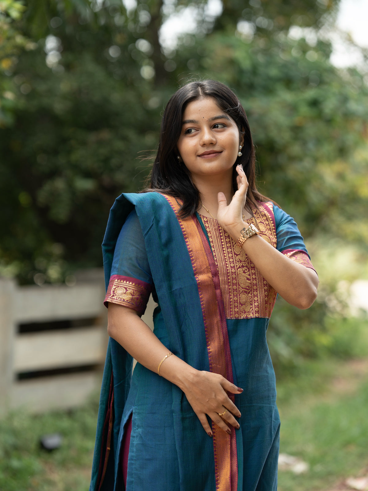 Yuga Royal peacock blue & Pink  narayanpet cotton top with lininig & zari bordered dupatta